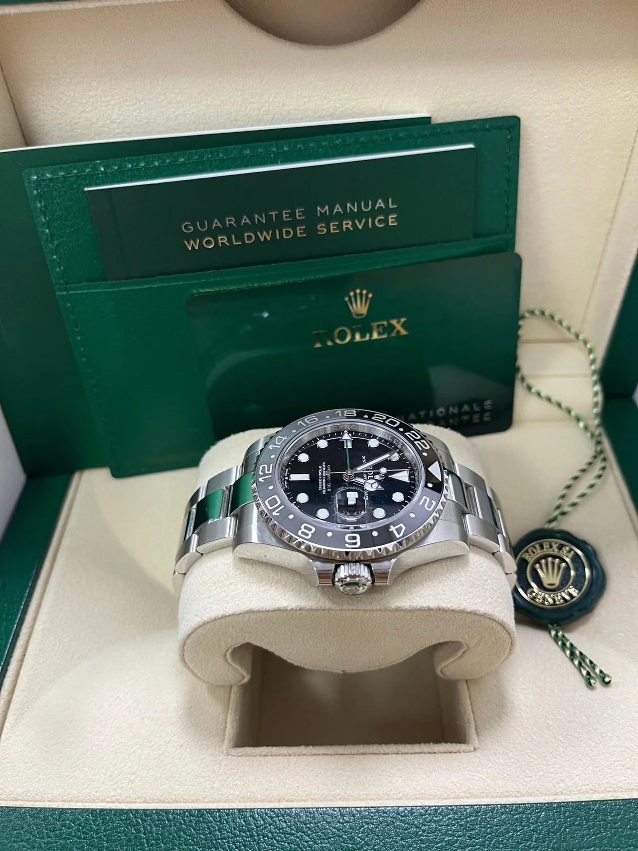 Gmt-master II Bruce Wayne Oyster