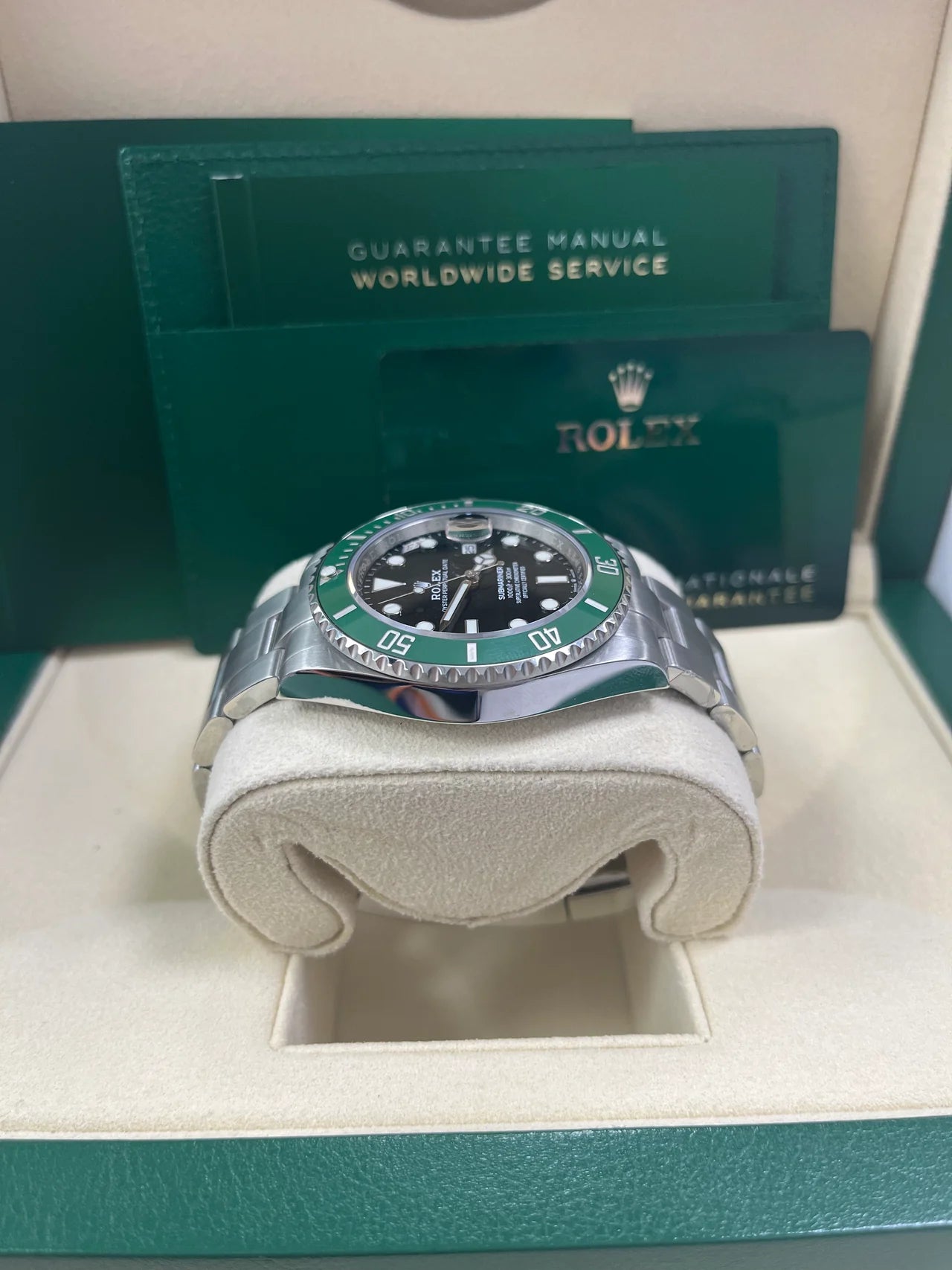 Submariner Date 41mm "Kermit"  REF.126610LV.